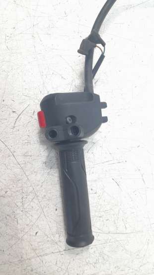 Recambio de piña luces derecha para honda cb125 r 2017- referencia OEM IAM 35130K94T01   2