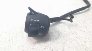 Recambio de piña luces izquierda para honda cb125 r 2017- referencia OEM IAM 35200K98E01  
