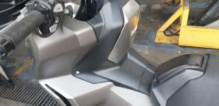 Recambio de moldura para honda x-adv 2017- referencia OEM IAM   