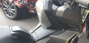 Recambio de moldura para honda x-adv 2017- referencia OEM IAM   