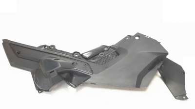 Recambio de moldura para honda x-adv 2017- referencia OEM IAM 64535MKHD000  