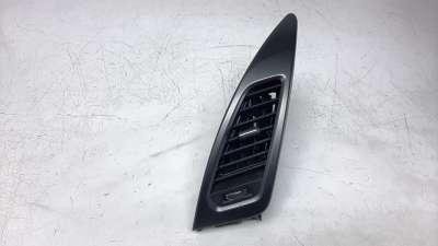Recambio de rejilla aireadora para ssangyong korando 2010- 2.2 td cat referencia OEM IAM 6962M34400  