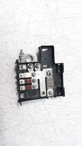 Recambio de caja reles / fusibles para jeep compass ii 2017- 2.0 m-jet cat referencia OEM IAM 68338643AB  