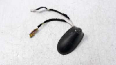 Recambio de base de antena para jeep compass ii 2017- 2.0 m-jet cat referencia OEM IAM P6832046AA  