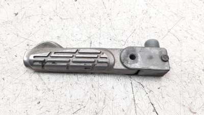 Recambio de estribo lateral para kymco agility 50/125 2005- agility city 125 referencia OEM IAM 5071BLDA6C00  
