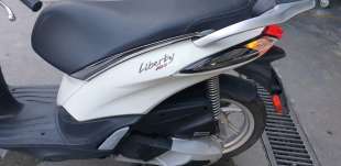 Recambio de moldura para piaggio (vespa) piaggio liberty 125 iget 2016- referencia OEM IAM 1B001364400  