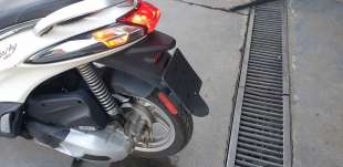 Recambio de portamatriculas para piaggio (vespa) piaggio liberty 125 iget 2016- referencia OEM IAM 1B0016640000C  