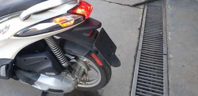 Recambio de portamatriculas para piaggio (vespa) piaggio liberty 125 iget 2016- referencia OEM IAM 1B0016640000C  