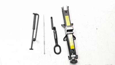 Recambio de herramientas para audi a4 ber. (b8) 2007-2015 2.0 16v tdi referencia OEM IAM 8T0012109A  