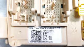 Recambio de caja reles / fusibles para kia stonic (ybcuv) 2017- referencia OEM IAM 91955H8570  