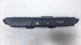 Recambio de warning para kia stonic (ybcuv) 2017- referencia OEM IAM 93790H8011WK  