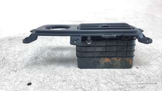 Recambio de aireador central para hyundai santa fe 2018- 2.2 crdi cat referencia OEM IAM 97990S1000  