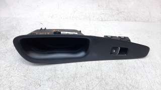 Recambio de mando elevalunas trasero izquierdo para hyundai santa fe 2018- 2.2 crdi cat referencia OEM IAM 93576S1110NNB  