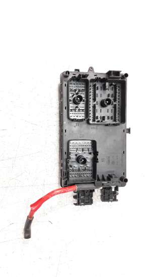 Recambio de caja reles / fusibles para opel insignia berlina 2008-2017 1.6 cdti dpf referencia OEM IAM 13343479 529050199  2