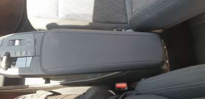 Recambio de apoyabrazos central para bmw serie 2 active tourer (u06) 2021- 225 e xdrive referencia OEM IAM 51165A70569  