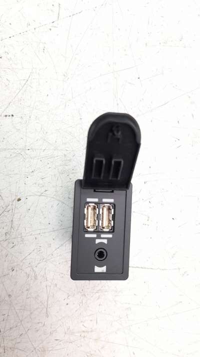 Recambio de modulo electronico para lexus xe2 2019- is300h referencia OEM IAM 86190  