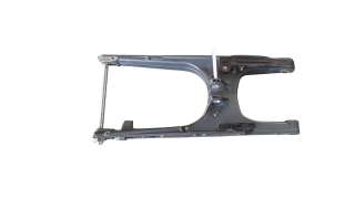 Recambio de puente trasero para ktm 390 duke 2016- referencia OEM IAM 28104030044BA  