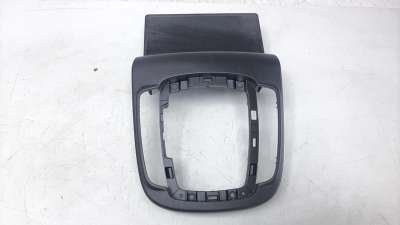 Recambio de moldura para hyundai kona 2017- 1.0 tgdi cat referencia OEM IAM 84652J9001  
