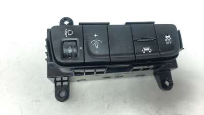 Recambio de mando multifuncion para hyundai kona 2017- 1.0 tgdi cat referencia OEM IAM 93710J9030  