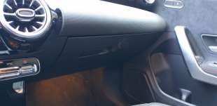 Recambio de guantera para mercedes-benz clase cla (bm 118) shooting brake 2019- cla 200 d (118.612) referencia OEM IAM A17768009