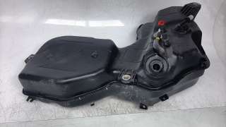 Recambio de deposito adblue para hyundai santa fe 2018- 2.2 crdi cat referencia OEM IAM 31500S1900  
