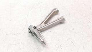 Recambio de estribo lateral para honda cb 650r 2018- cb 650r referencia OEM IAM 50760MKND50  