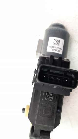 Recambio de motor elevalunas delantero derecho para hyundai i30 (pd) 2017- n line referencia OEM IAM 82460G4010  