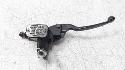 Recambio de bomba freno para yamaha nmax 2015- nmax 125 referencia OEM IAM 2DPF583T0000  