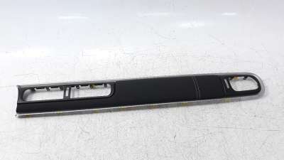 Recambio de moldura para citroën c3 2016- 1.2 12v e-thp referencia OEM IAM 9812401777 AA38100413 