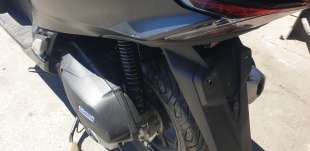 Recambio de amortiguador trasero para honda pcx 125 2018- pcx 125 referencia OEM IAM 52400K1YJ51  