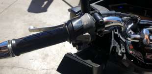 Recambio de piña luces izquierda para honda pcx 125 2018- pcx 125 referencia OEM IAM 35200K1YD12  