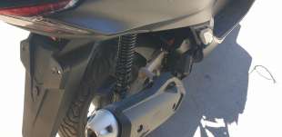 Recambio de amortiguador trasero para honda pcx 125 2018- pcx 125 referencia OEM IAM 52400K1YJ51  