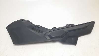 Recambio de moldura para honda x-adv 2017- x-adv referencia OEM IAM 64550MKHD00  