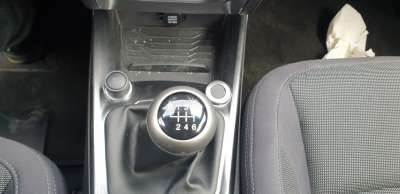 Recambio de pomo palanca cambio para ssangyong tivoli 2015- urban 4x2 referencia OEM IAM 3170035000  