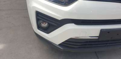 Recambio de rejilla paragolpes derecha para ssangyong tivoli 2015- urban 4x2 referencia OEM IAM 7877635000  