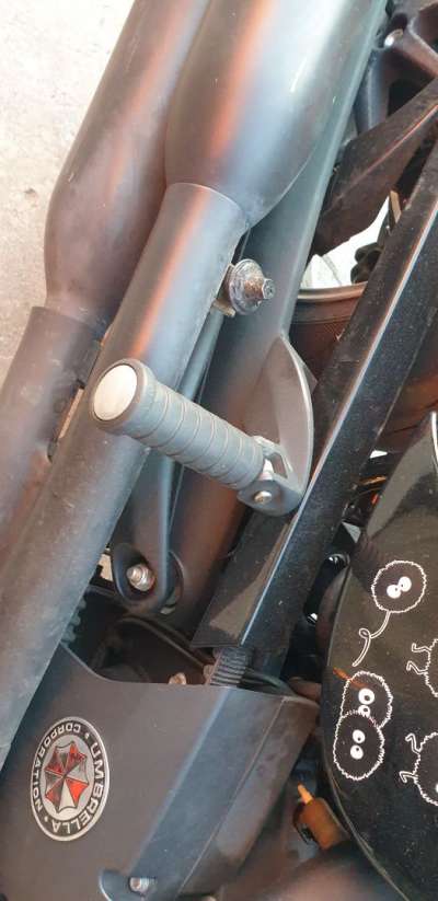 Recambio de estribera derecha para victory hammer 2014- hammer referencia OEM IAM 5136036  