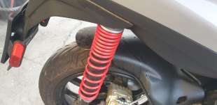 Recambio de amortiguador trasero derecho para piaggio (vespa) piaggio medley 125 2019- medley 125ie iget referencia OEM IAM 1C00