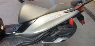 Recambio de moldura para piaggio (vespa) piaggio medley 125 2019- medley 125ie iget referencia OEM IAM 1B001702  