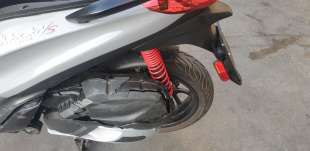 Recambio de amortiguador trasero izquierdo para piaggio (vespa) piaggio medley 125 2019- medley 125ie iget referencia OEM IAM 1C