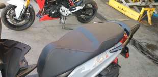 Recambio de asiento delantero para piaggio (vespa) piaggio medley 125 2019- medley 125ie iget referencia OEM IAM 1B001705000C1  