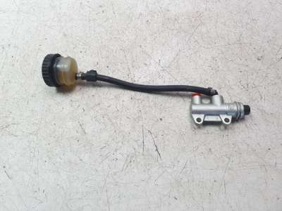 Recambio de bomba freno trasera para bmw s 1000 xr 2016-2019 s 1000 xr referencia OEM IAM 34317653063  