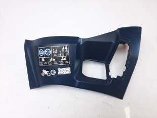 Recambio de moldura para honda pcx 125 2020- referencia OEM IAM 81140K1ZJ10YF 81140K1ZJ101 