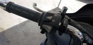 Recambio de piña luces izquierda para honda pcx 125 2020- referencia OEM IAM 35200K1YD12  