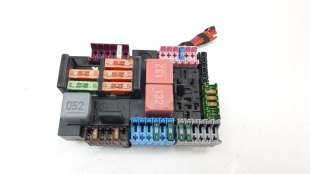 Recambio de caja reles / fusibles para mercedes-benz clase c (w205) lim. 2013- c 200 (205.077) referencia OEM IAM A2139068701  