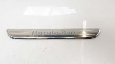 Recambio de moldura para mercedes-benz clase c (w205) lim. 2013- c 200 (205.077) referencia OEM IAM A2056802335  