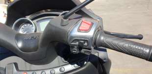 Recambio de piña luces derecha para piaggio (vespa) mp3 400 hpe 2021- referencia OEM IAM 1D003732  