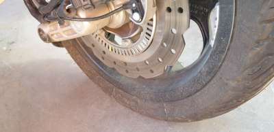 Recambio de disco de freno delantero izquierdo para piaggio (vespa) mp3 400 hpe 2021- referencia OEM IAM 1C003375  