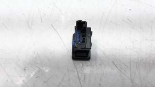 Recambio de interruptor para toyota yaris 2017- referencia OEM IAM 8498802041  