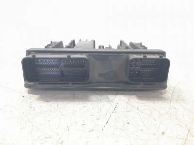Recambio de centralita motor uce para toyota rav4 2018- hybrid 4x2 advance referencia OEM IAM 896614AA50  2763002930