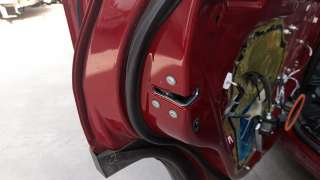 Recambio de cerradura puerta trasera izquierda para toyota rav4 2018- hybrid 4x2 advance referencia OEM IAM 6906048060  